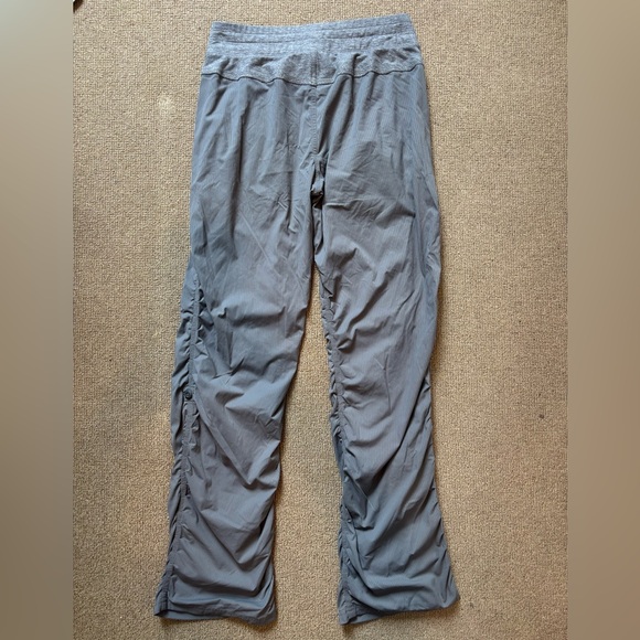 Grey athletic pants - Picture 4 of 6